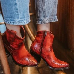 16695 LULA HAND PAINT CRUST FERRARI 13 16695 LULA HAND PAINT CRUST FERRARI -SENDRA Ventas 16695 lula hand paint crust ferrari 564882