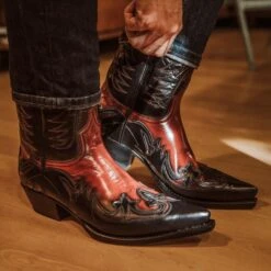 3241 Cuervo Rojo/Negro 12 3241 Cuervo Rojo/Negro -SENDRA Ventas 3241 cuervo rojonegro 213523