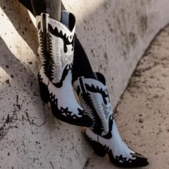 3840 Gorca Laca Negro-Laca Hielo -SENDRA Ventas 3840 gorca laca negro laca hielo 533614